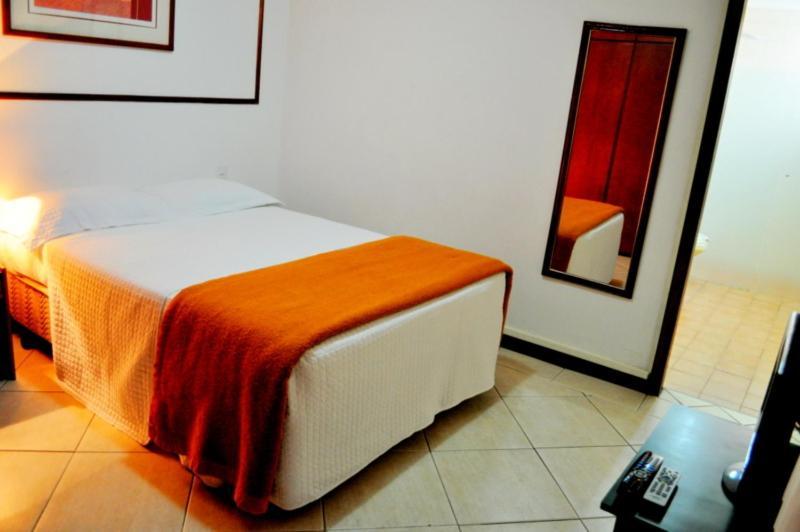 Cezanne Plaza Apart Hotel Campinas  Zimmer foto